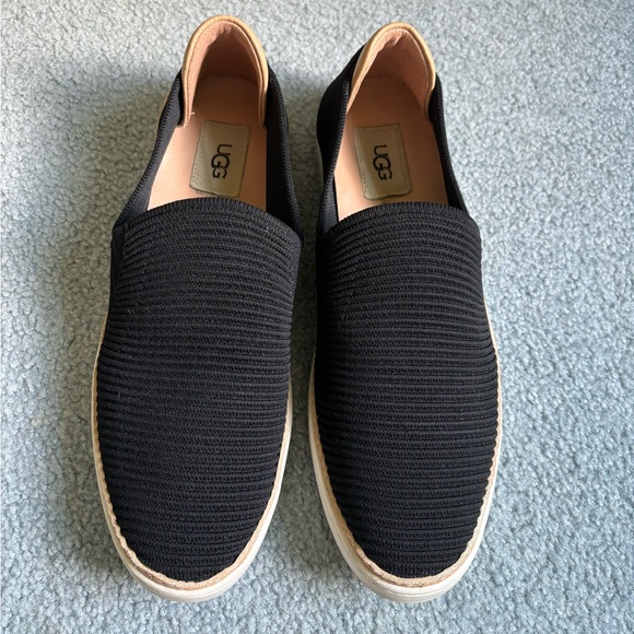 Ugg Women’s Sammy Sneaker - Picture 2 of 5